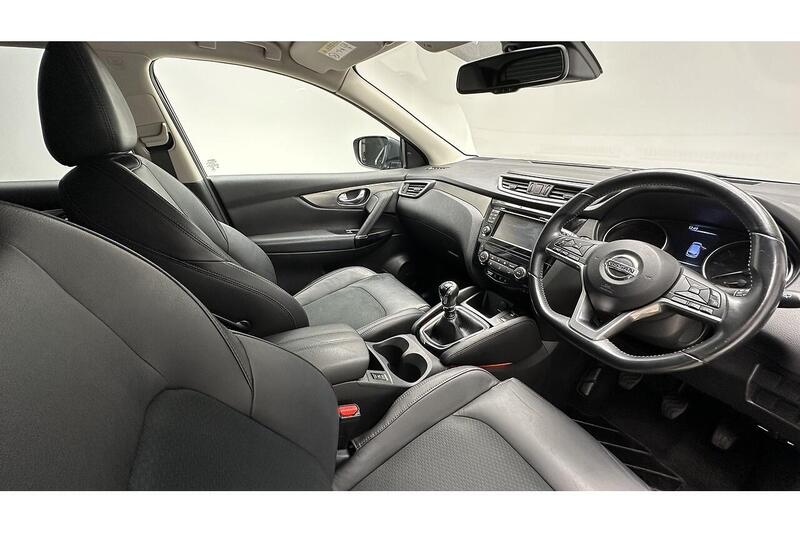 Used Nissan Qashqai 2017 for sale - 76784507: Photo 27