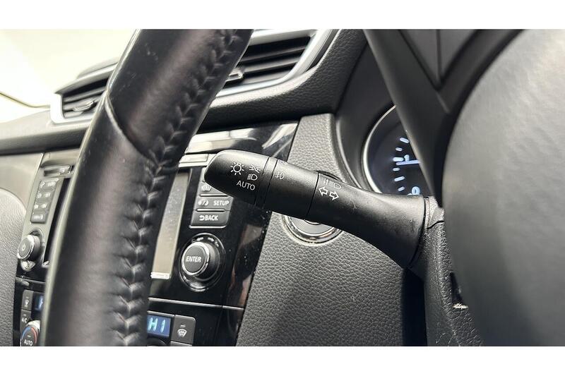 Used Nissan Qashqai 2017 for sale - 76784507: Photo 34