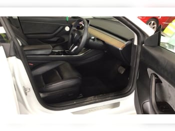 Used Tesla Model 3 2020 for sale - 79072990: Photo