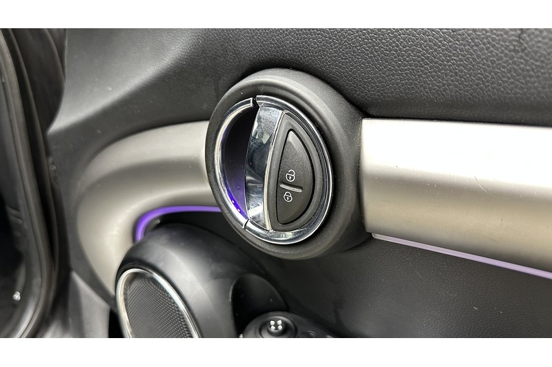 Used MINI Hatch 2021 for sale - 78107380: Photo 32