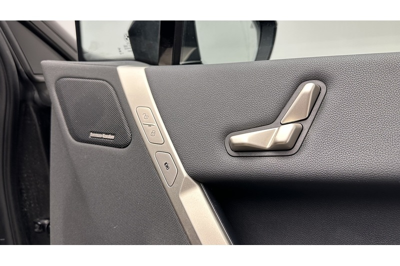 Used BMW iX 2022 for sale - 77236836: Photo 38