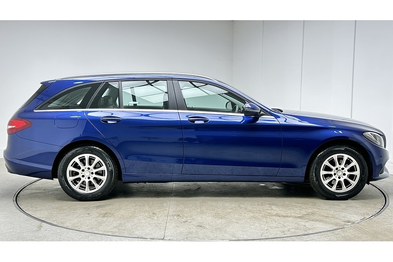 Used Mercedes-Benz C Class 2016 for sale - 78145617: Photo 5