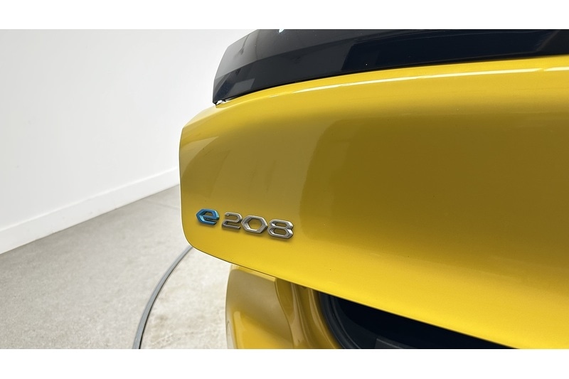 Used Peugeot E-208 2021 for sale - 77535546: Photo 14