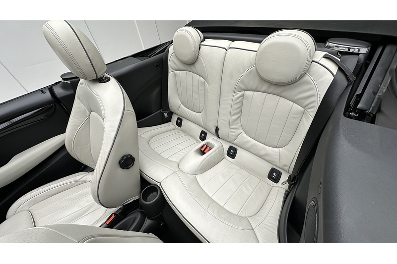 Used MINI Convertible 2018 for sale - 77558345: Photo 23