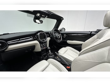 Used MINI Convertible 2018 for sale - 77558345: Photo