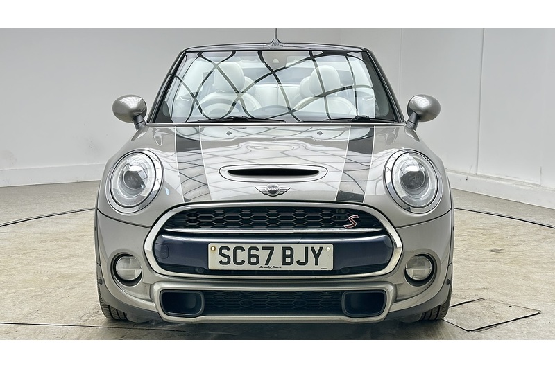 Used MINI Convertible 2018 for sale - 77558345: Photo 4