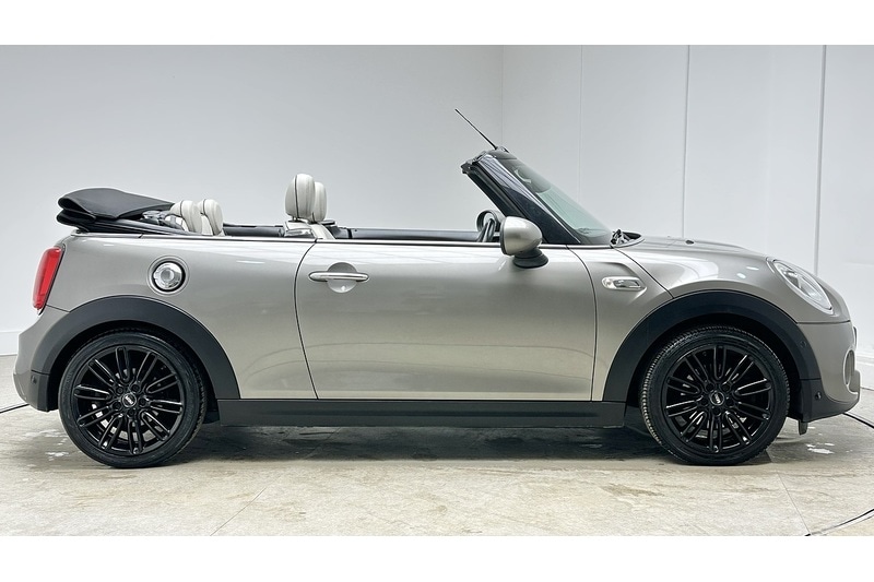 Used MINI Convertible 2018 for sale - 77558345: Photo 5