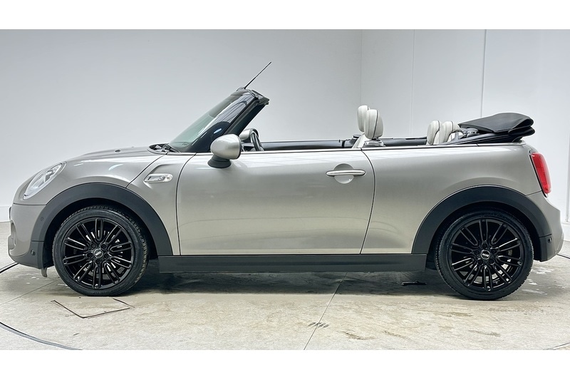 Used MINI Convertible 2018 for sale - 77558345: Photo 7