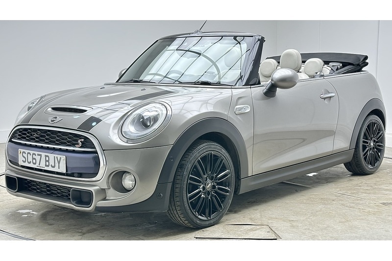 Used MINI Convertible 2018 for sale - 77558345: Photo 8