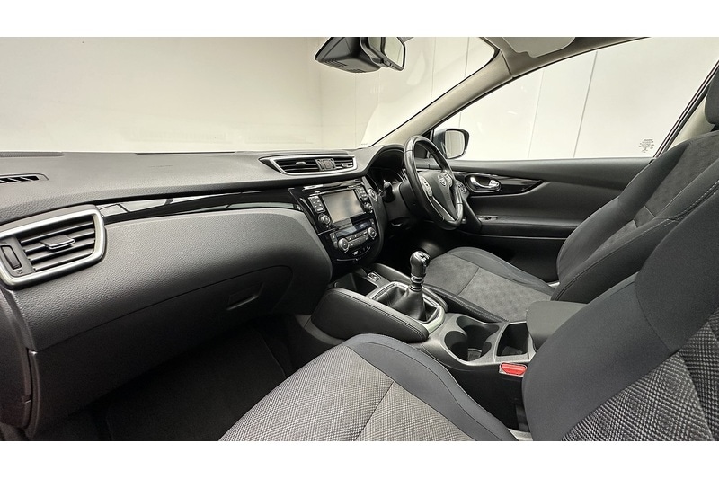 Used Nissan Qashqai 2016 for sale - 76784454: Photo 18