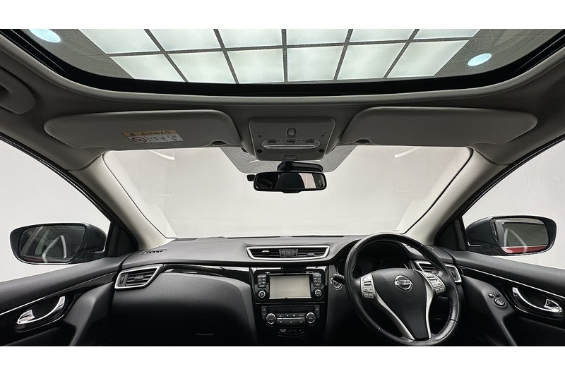 Used Nissan Qashqai 2016 for sale - 76784454: Photo 2