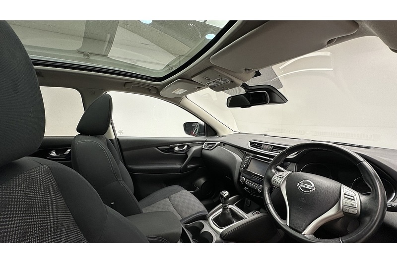 Used Nissan Qashqai 2016 for sale - 76784454: Photo 30