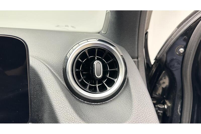 Used Mercedes-Benz GLA 2020 for sale - 76784524: Photo 34