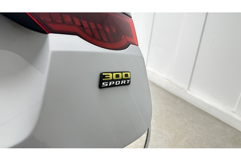 Used Jaguar XF 2019 for sale - 76784588: Photo 17