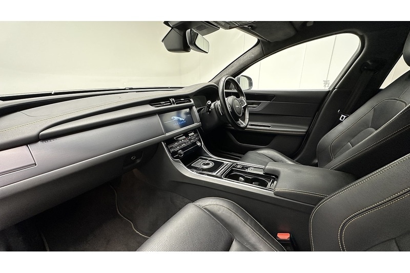 Used Jaguar XF 2019 for sale - 76784588: Photo 25