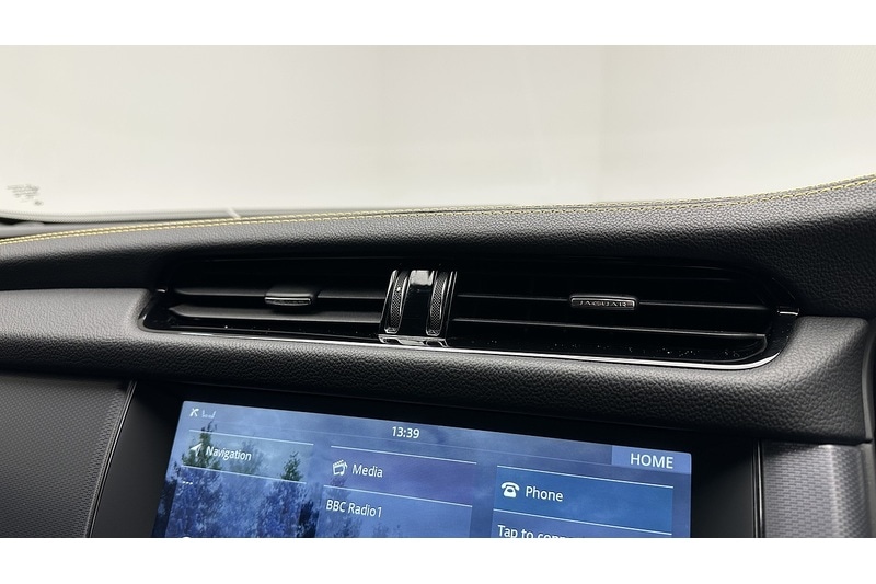 Used Jaguar XF 2019 for sale - 76784588: Photo 44