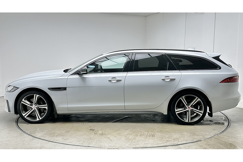 Used Jaguar XF 2019 for sale - 76784588: Photo 7