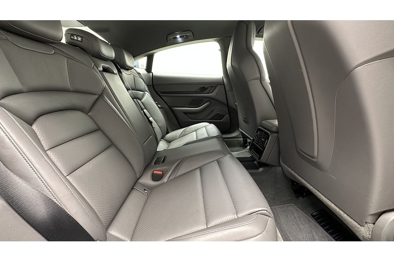 Used Porsche Taycan 2023 for sale - 77974530: Photo 22