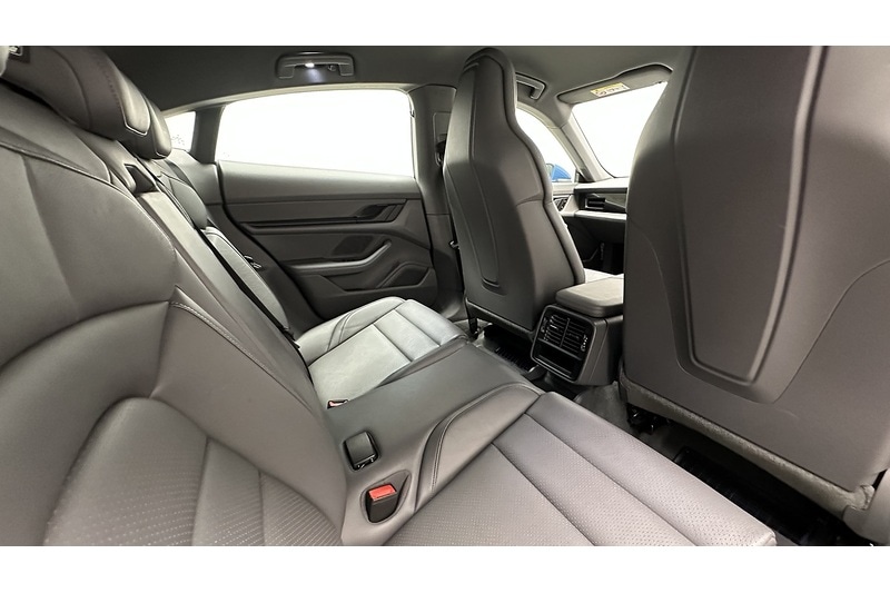 Used Porsche Taycan 2023 for sale - 77974530: Photo 23