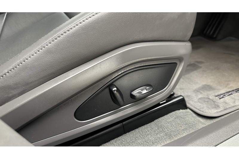 Used Porsche Taycan 2023 for sale - 77974530: Photo 32