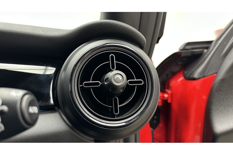 Used MINI Electric Hatch 2023 for sale - 76910751: Photo 34