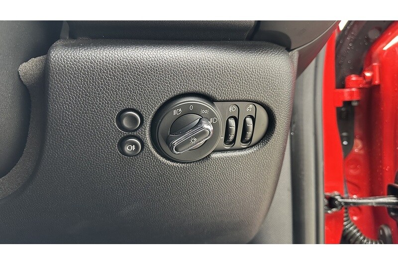 Used MINI Electric Hatch 2023 for sale - 76910751: Photo 35