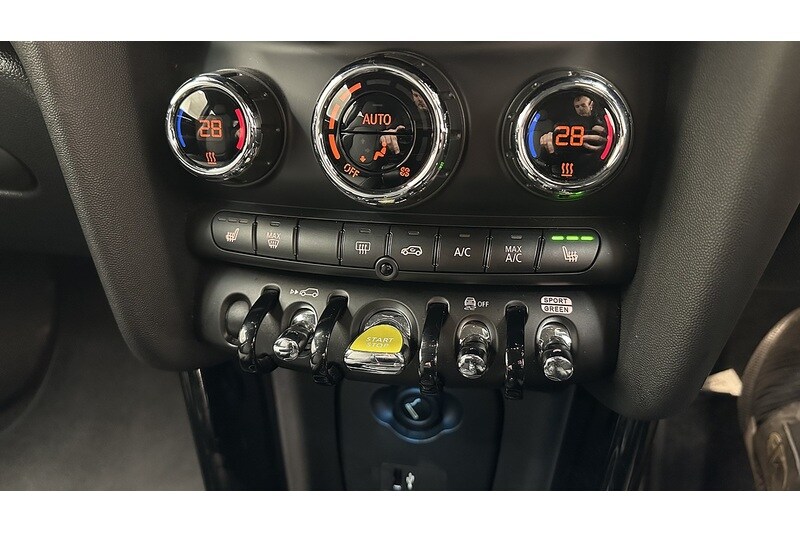 Used MINI Electric Hatch 2023 for sale - 76910751: Photo 46