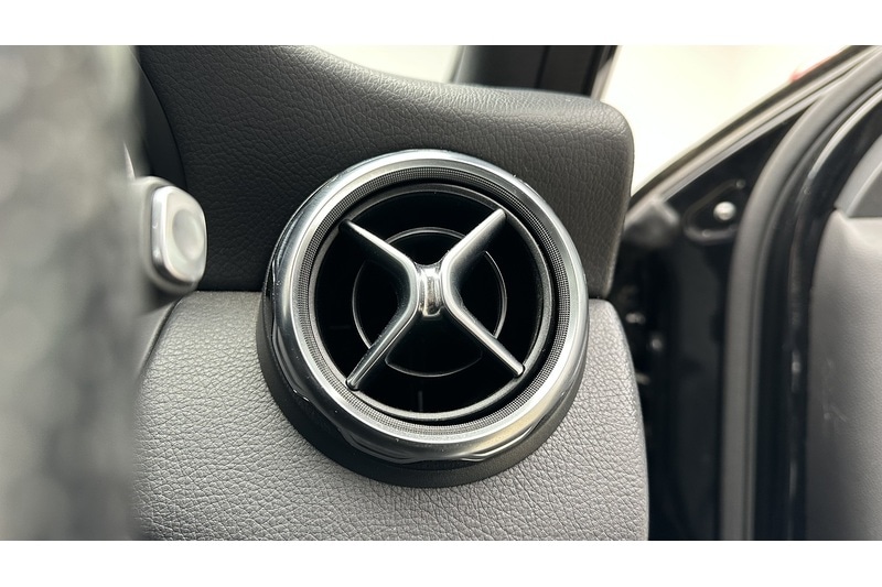 Used Mercedes-Benz GLA 2017 for sale - 76784429: Photo 38