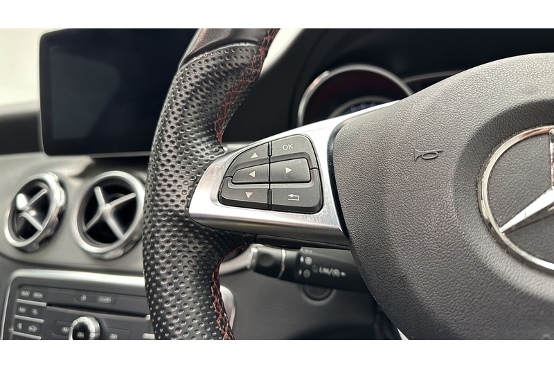 Used Mercedes-Benz GLA 2017 for sale - 76784429: Photo 42