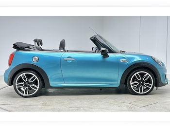 Used MINI Convertible 2019 for sale - 79570730: Photo