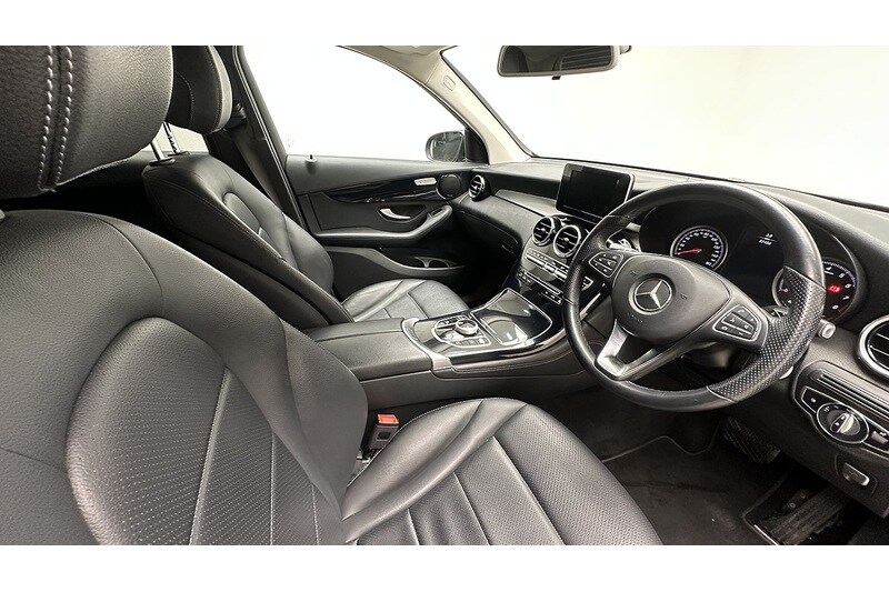 Used Mercedes-Benz GLC 2019 for sale - 78122322: Photo 29