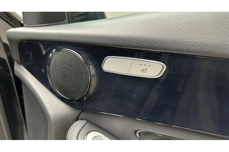 Used Mercedes-Benz GLC 2019 for sale - 78122322: Photo 32