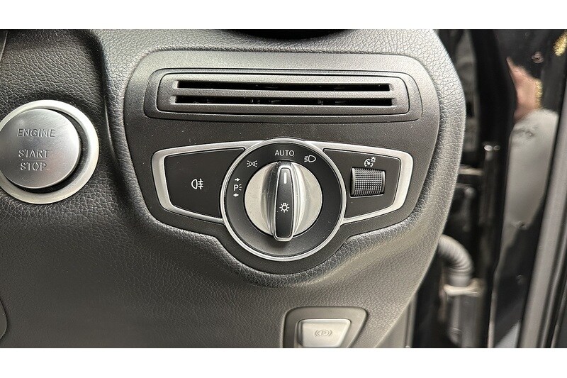 Used Mercedes-Benz GLC 2019 for sale - 78122322: Photo 34