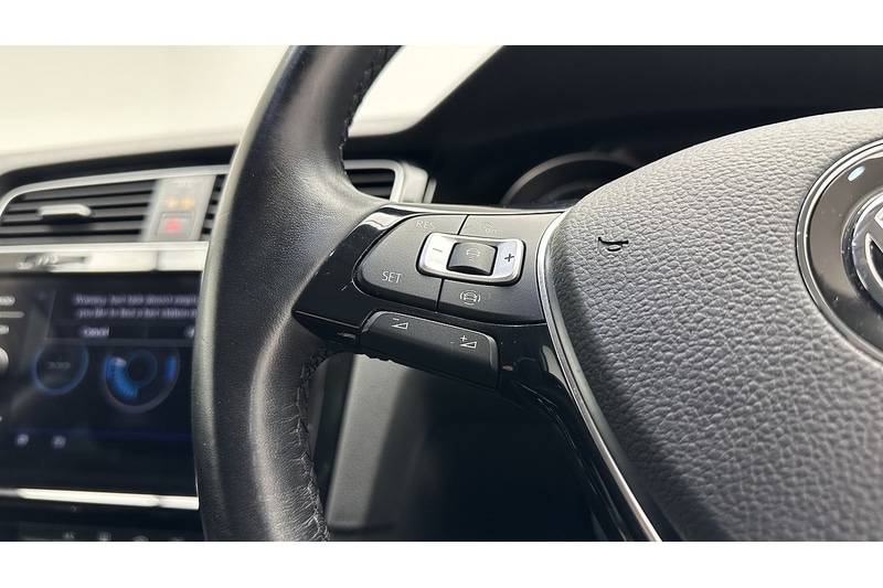 Used Volkswagen Golf 2019 for sale - 77392589: Photo 36