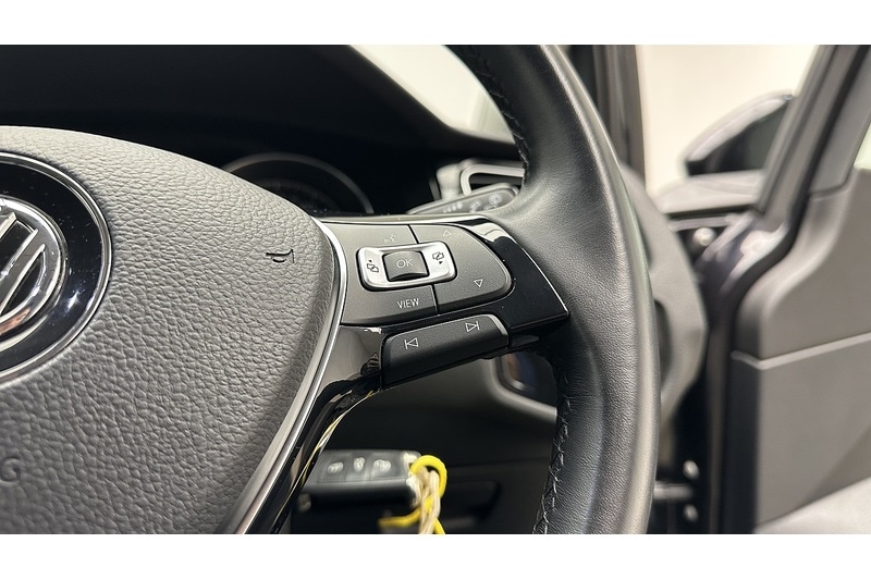 Used Volkswagen Golf 2019 for sale - 77392589: Photo 37