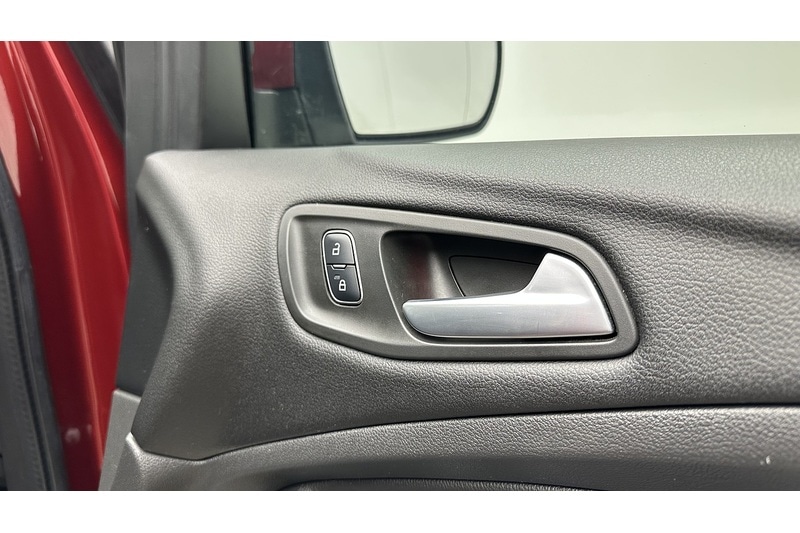 Used Ford Kuga 2017 for sale - 77655779: Photo 38