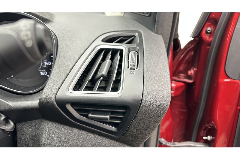 Used Ford Kuga 2017 for sale - 77655779: Photo 40