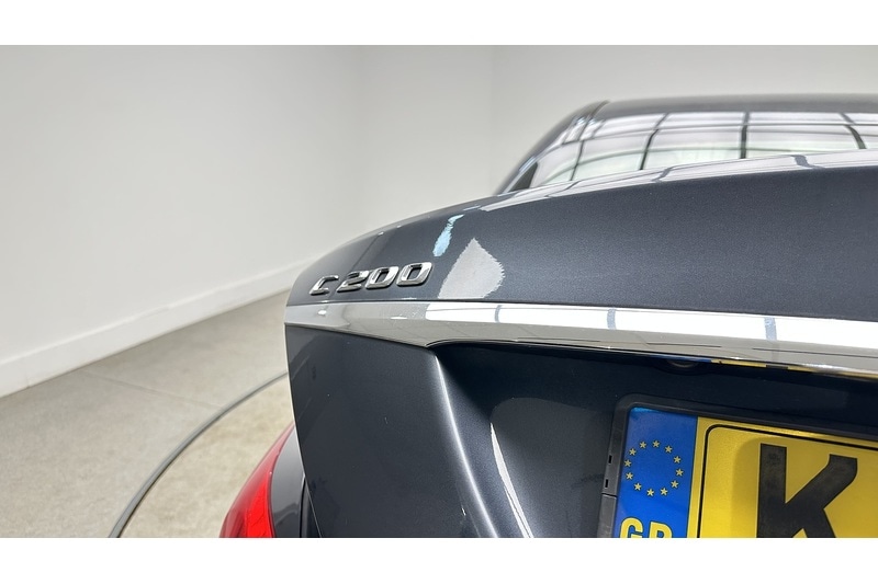 Used Mercedes-Benz C Class 2015 for sale - 77568383: Photo 14