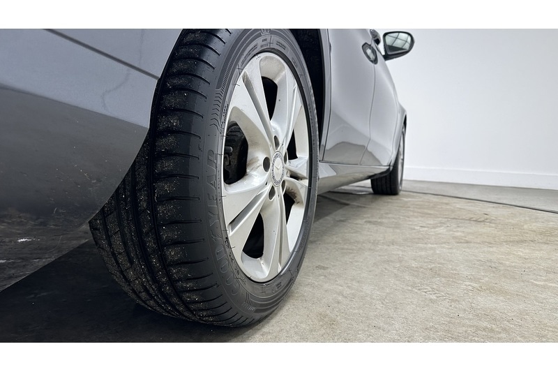 Used Mercedes-Benz C Class 2015 for sale - 77568383: Photo 15