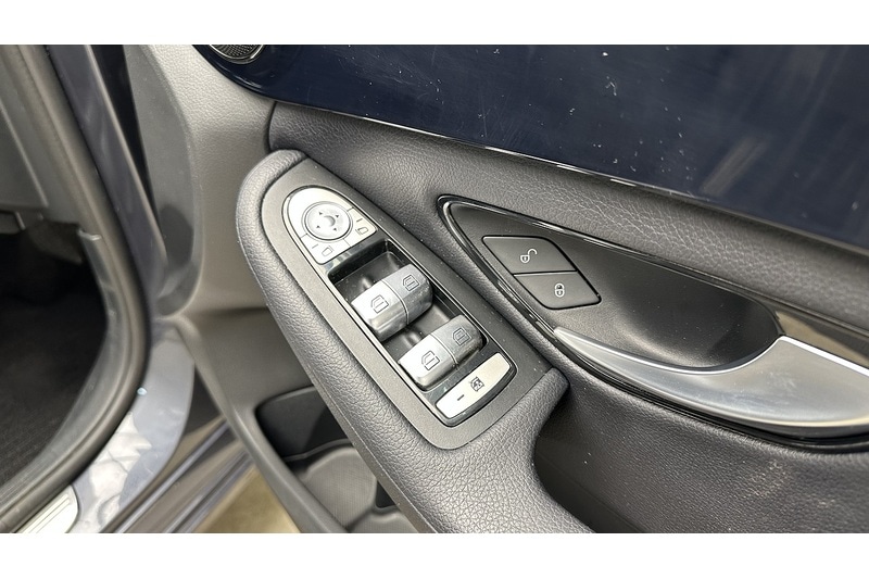 Used Mercedes-Benz C Class 2015 for sale - 77568383: Photo 29