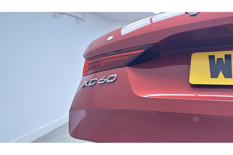 Used Volvo XC60 2022 for sale - 76784289: Photo 16