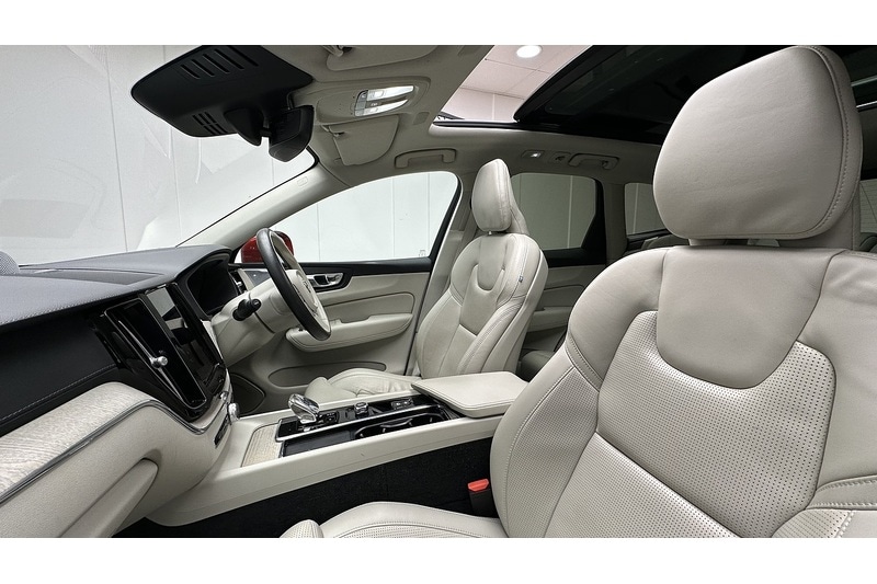 Used Volvo XC60 2022 for sale - 76784289: Photo 26