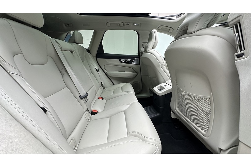 Used Volvo XC60 2022 for sale - 76784289: Photo 30