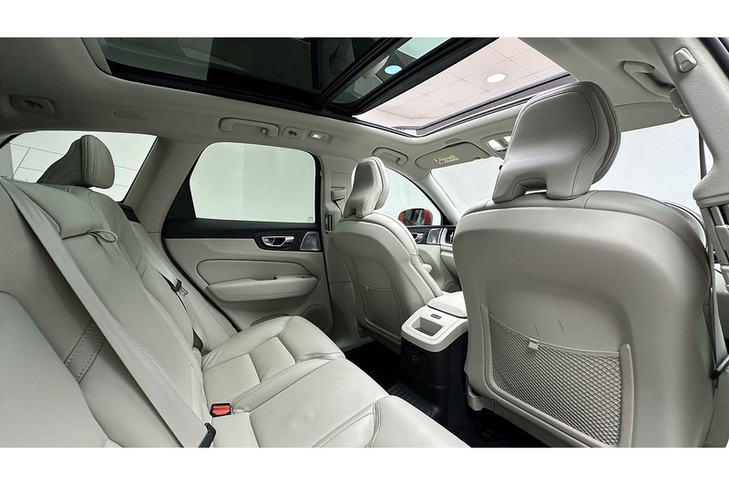 Used Volvo XC60 2022 for sale - 76784289: Photo 32