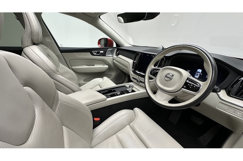 Used Volvo XC60 2022 for sale - 76784289: Photo 35