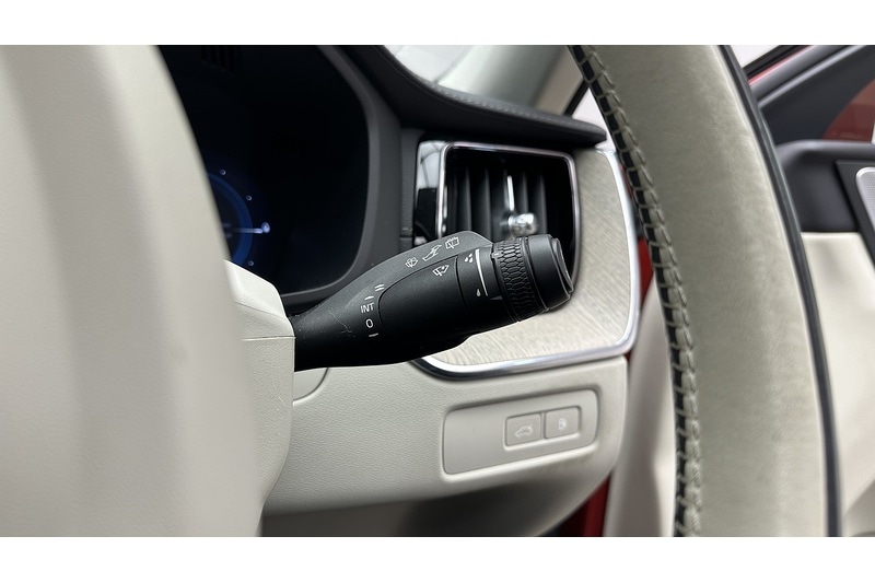 Used Volvo XC60 2022 for sale - 76784289: Photo 44