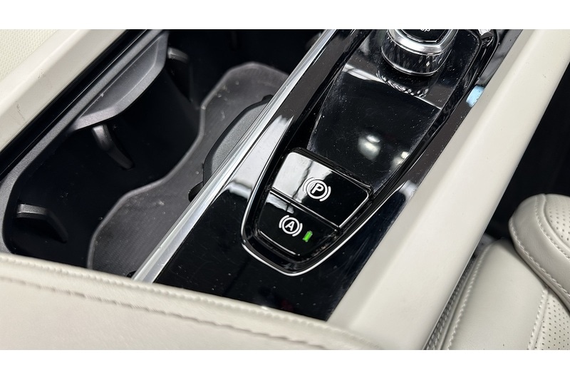 Used Volvo XC60 2022 for sale - 76784289: Photo 56