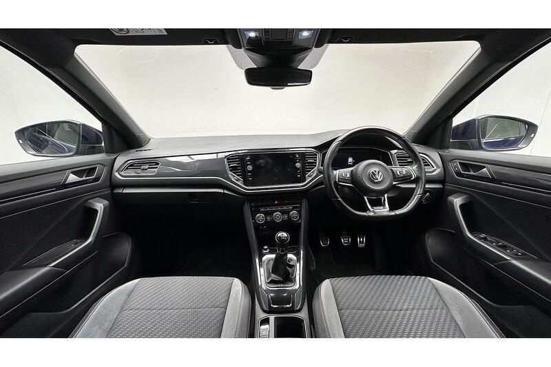 Used Volkswagen T-Roc 2019 for sale - 76784349: Photo 2