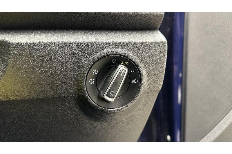 Used Volkswagen T-Roc 2019 for sale - 76784349: Photo 35