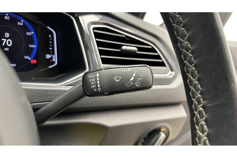 Used Volkswagen T-Roc 2019 for sale - 76784349: Photo 38